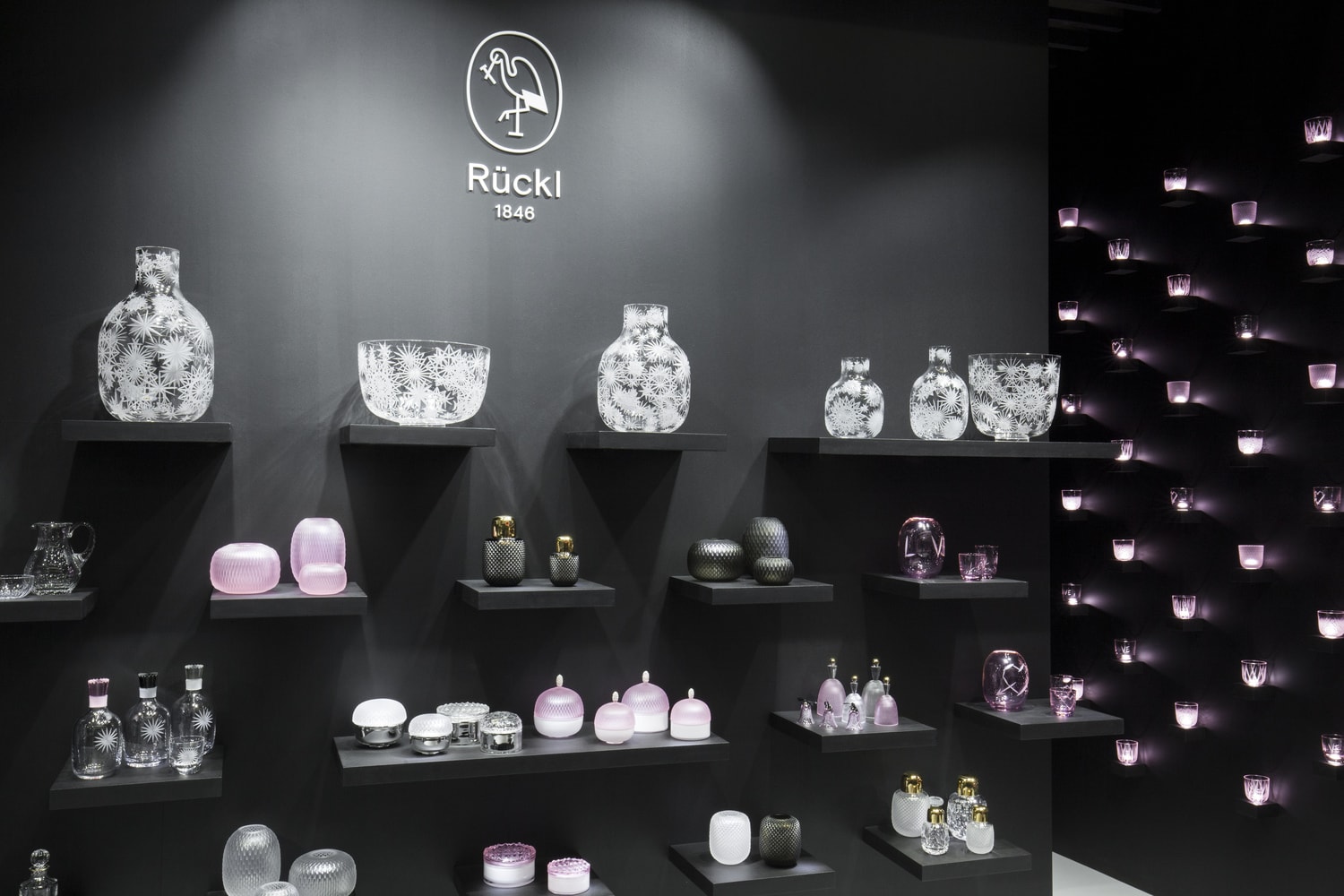 The exhibition stand for Rückl Crystal at the Ambiente Fair Frankfurt 2018. Rückl is a Bohemian glass factory founded in 1846 in Nižbor, specialised in glassware. Designed by Jiri Krejcirik.
