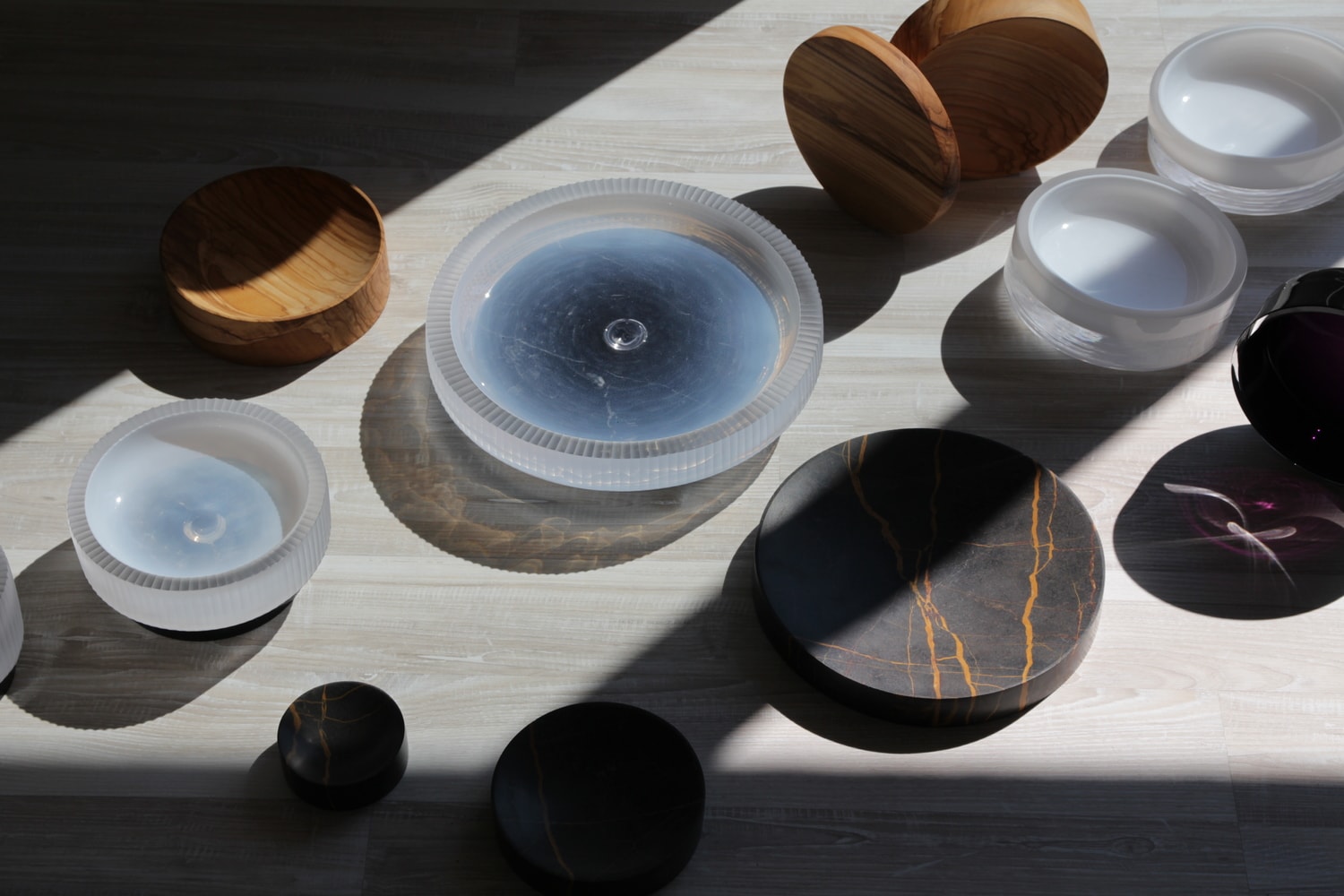 unbalance glass bowls objects crystal wood marble pedestals czech design jiri krejcirik 